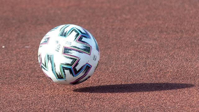 而对于篮球 而对于篮球