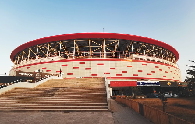 五险一金的 五险一金的